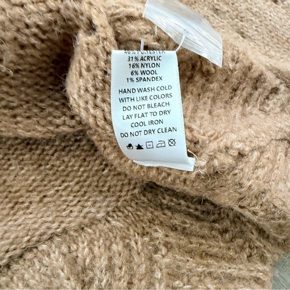 NWOT Camellia Boutique Brand Scallop Edge Tan Peplum Cardigan Sweater Top - Picture 8 of 11